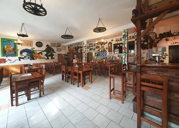 게스트하우스 Hrusicka Restaurace A 3*