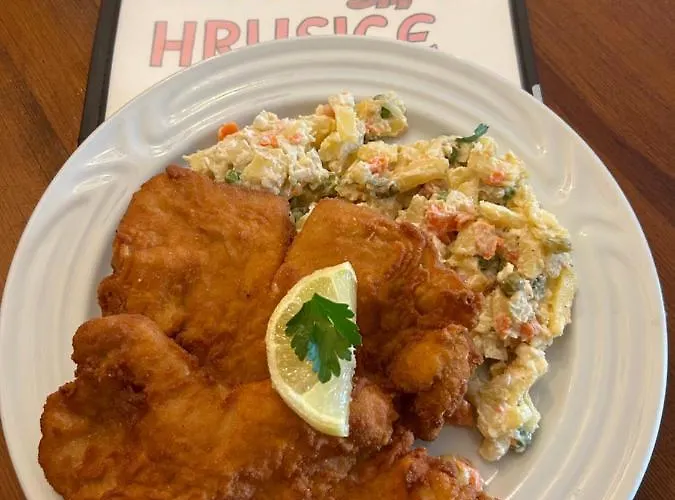 게스트하우스 Hrusicka Restaurace A