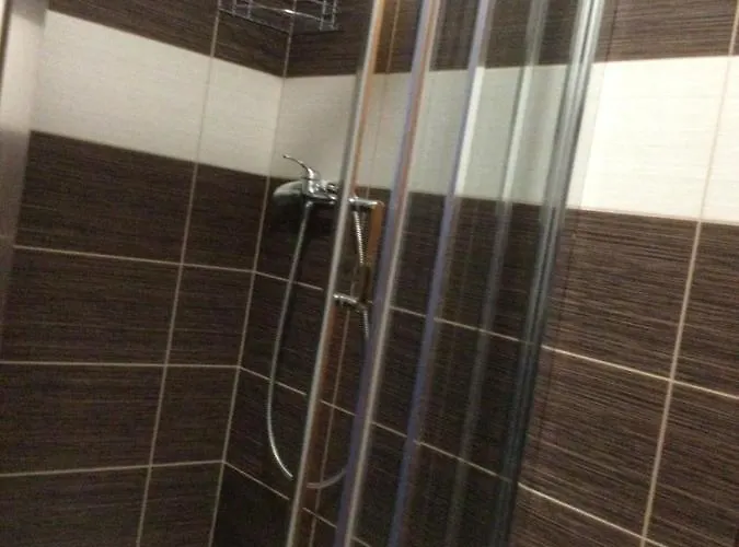 Hrusicka Restaurace A 게스트하우스 3*