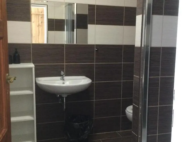 Hrusicka Restaurace A 게스트하우스 Hrusice